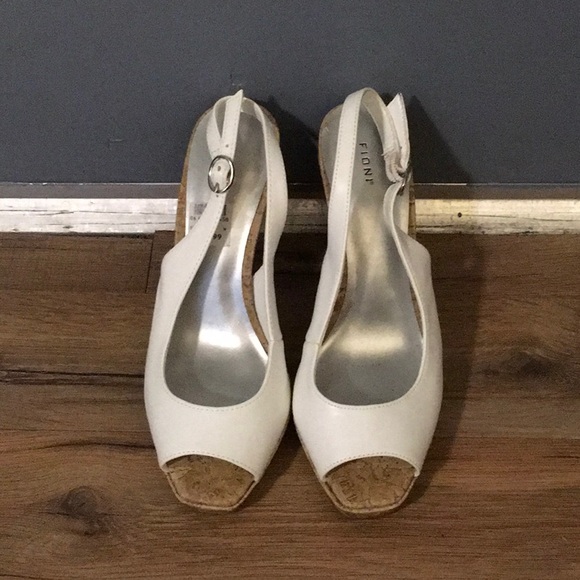 Fioni Laden Heel - Picture 2 of 2